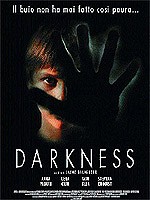 locandina del film DARKNESS