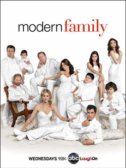 locandina del film MODERN FAMILY - STAGIONE 1