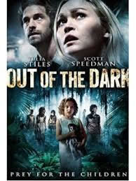 locandina del film OUT OF THE DARK (2014)