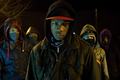 Immagine tratta dal film ATTACK THE BLOCK - INVASIONE ALIENA