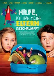 locandina del film AIUTO, HO RISTRETTO MAMMA E PAPA'!