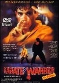 locandina del film IL RAGAZZO DAL KIMONO D'ORO 4