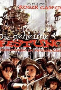 locandina del film LA FORTEZZA NASCOSTA (2001)