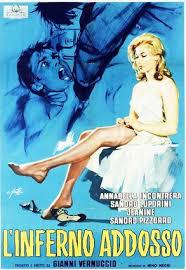 locandina del film L'INFERNO ADDOSSO