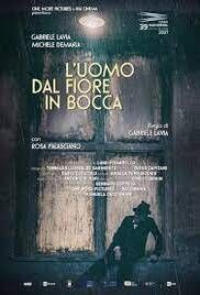 locandina del film L'UOMO DAL FIORE IN BOCCA