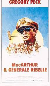 locandina del film MACARTHUR IL GENERALE RIBELLE