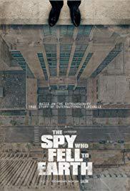 locandina del film THE SPY WHO FELL TO EARTH
