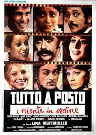 locandina del film TUTTO A POSTO E NIENTE IN ORDINE