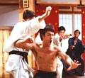 Immagine tratta dal film DALLA CINA CON FURORE