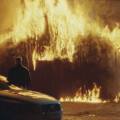 Immagine tratta dal film LA RAGAZZA CHE GIOCAVA CON IL FUOCO