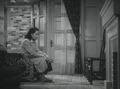 Immagine tratta dal film TARDA PRIMAVERA
